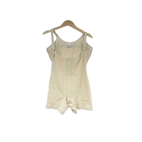 ShaperX Post Surgery Nude Shaping Bodysuit Womens 2XL - Picture 1 of 11